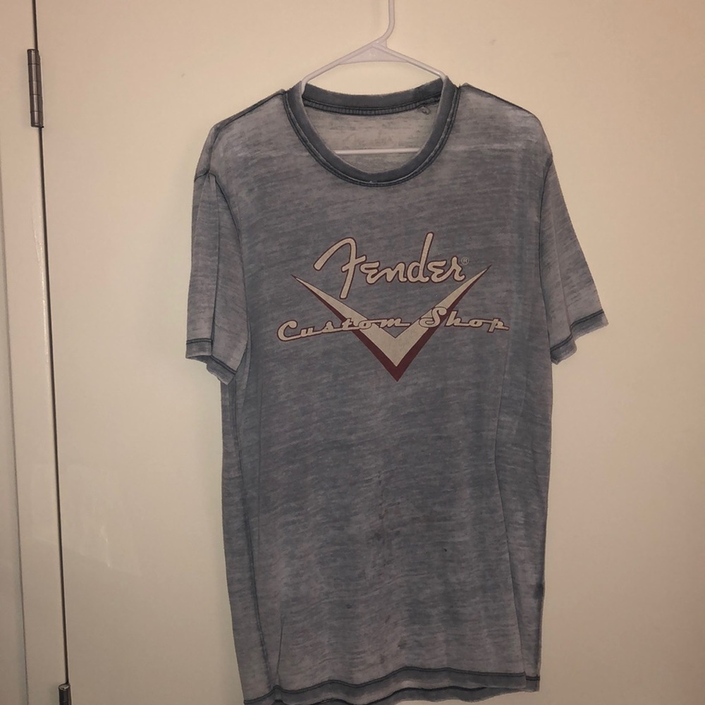 Lucky brand Fender t shirt